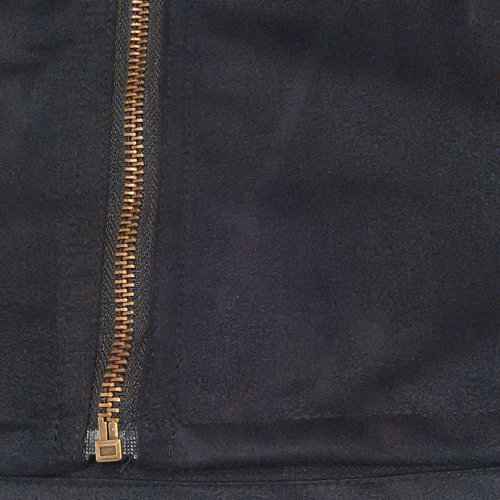 RUE 21 NWT Mock Suede Black Zipper Mini Skirt Med - Picture 3 of 6